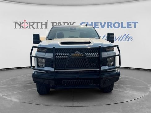 Used 2025 Chevrolet Silverado 2500 Custom w/ Custom Value Package AWD/4WD image 8