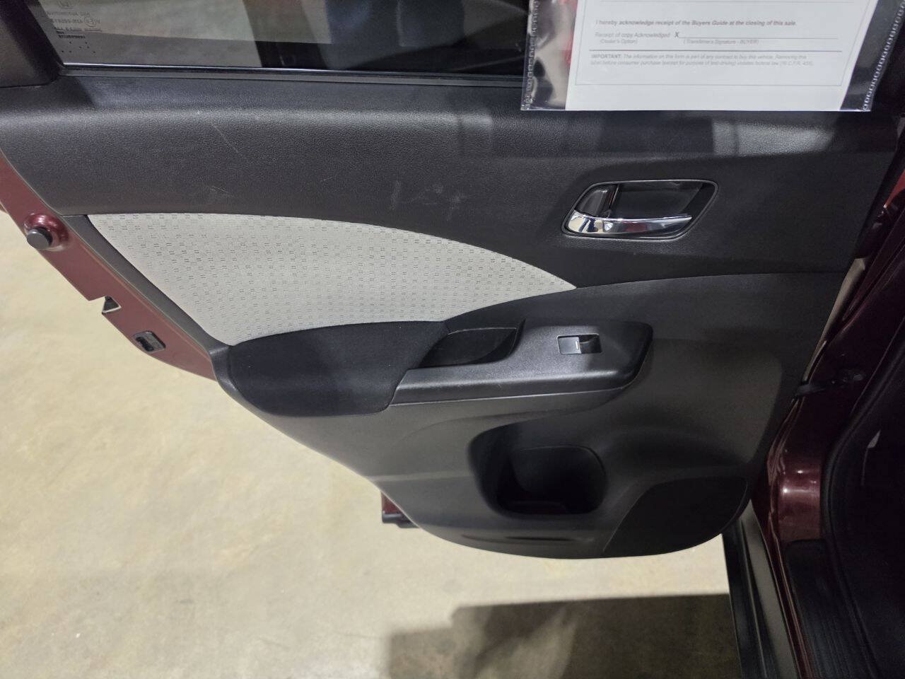 Used 2015 Honda CR-V EX image 25