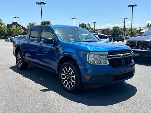 Used 2024 Ford Maverick Lariat FWD image 2