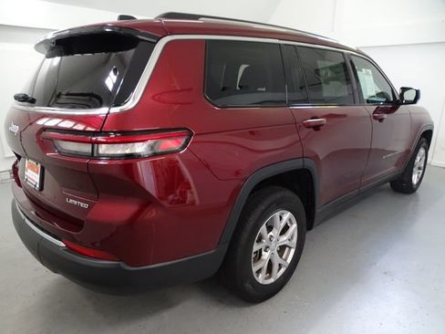 Certified 2023 Jeep Grand Cherokee L Limited w/ Luxury Tech Group II AWD/4WD image 24