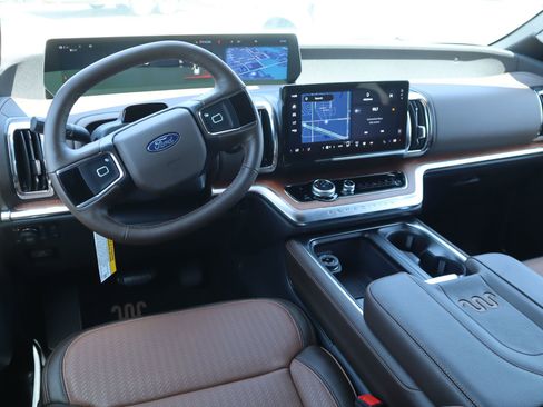 New 2026 Ford Expedition King Ranch AWD/4WD image 2