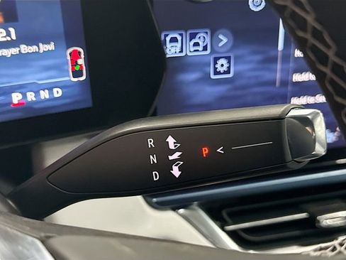 New 2026 Chevrolet Equinox EV LT image 18