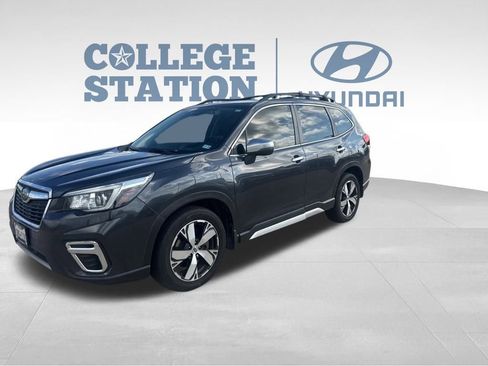 Used 2019 Subaru Forester Touring image 12