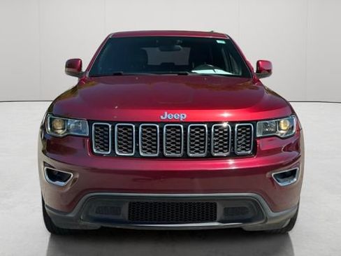 Used 2021 Jeep Grand Cherokee Laredo X AWD/4WD image 11