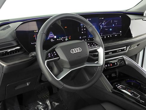 Used 2025 Audi Q5 Premium Plus w/ Premium Plus AWD/4WD image 31