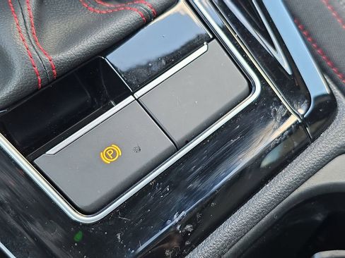 Used 2024 Volkswagen GTI SE image 30