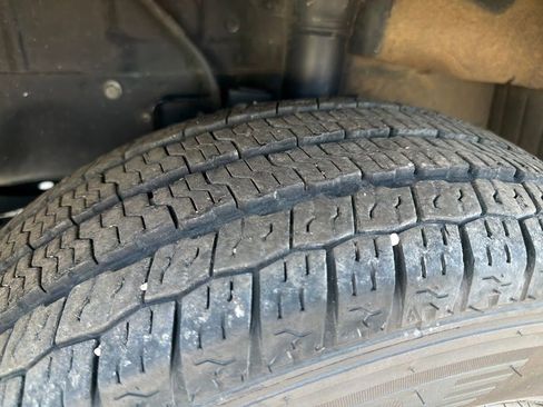 Used 2023 Ford Transit 350 XLT image 31