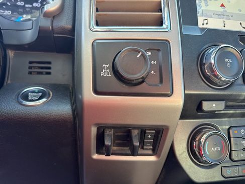 Used 2017 Ford F350 Lariat w/ Lariat Ultimate Package image 9