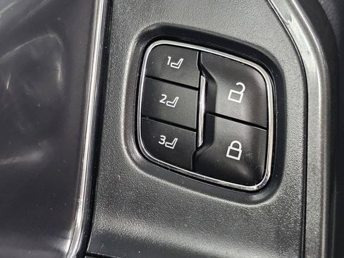 Used 2023 Ford F150 Lariat w/ Equipment Group 502A High AWD/4WD image 38