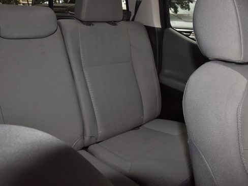 Used 2018 Toyota Tacoma SR5 AWD/4WD image 20