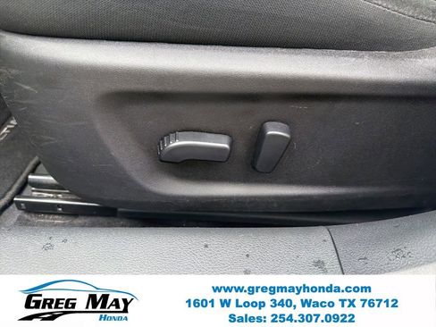 Used 2025 Nissan Altima 2.5 SV FWD image 21