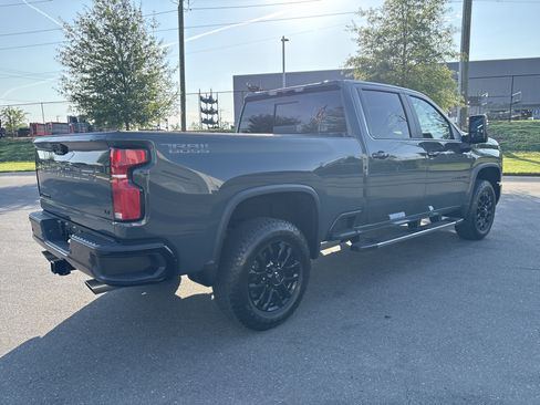 Used 2026 Chevrolet Silverado 2500 LT w/ Trail Boss Package AWD/4WD image 9