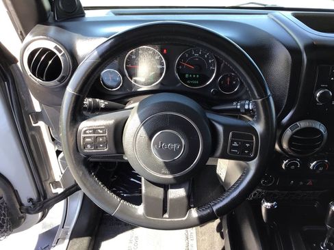 Used 2014 Jeep Wrangler Unlimited Sport w/ Quick Order Package 24S AWD/4WD image 16