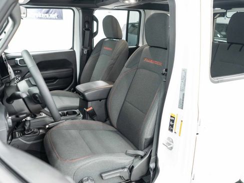Used 2026 Jeep Wrangler Unlimited Rubicon w/ Safety Group AWD/4WD image 9