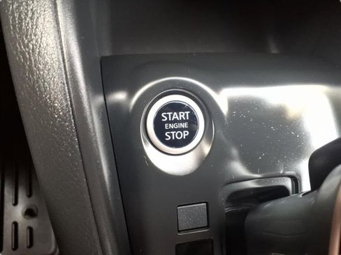 Certified 2025 Nissan Kicks Play S image 29