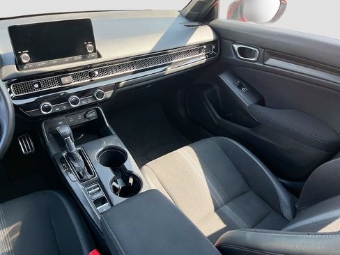 Used 2025 Honda Civic Sport image 22
