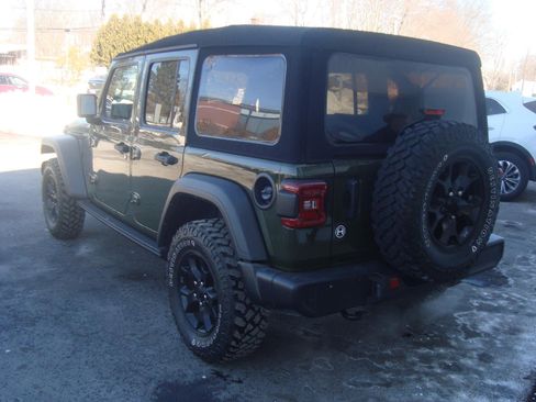 Used 2023 Jeep Wrangler Unlimited Sport image 5