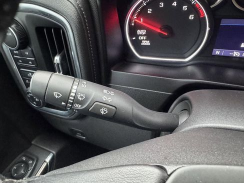 Used 2021 Chevrolet Silverado 1500 LT image 18