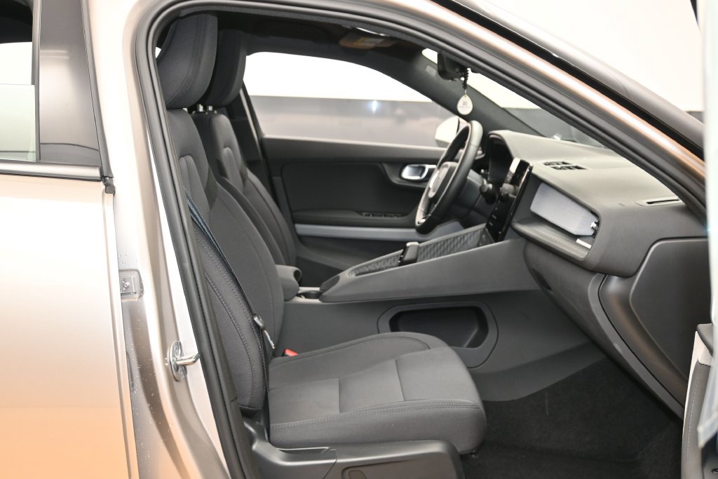 Used 2024 Polestar Polestar 2 AWD/4WD image 23