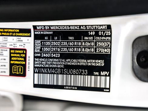 Certified 2025 Mercedes-Benz GLC 300 image 25