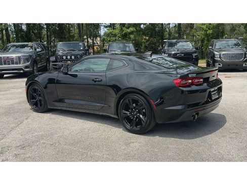 Used 2023 Chevrolet Camaro LT RWD image 6