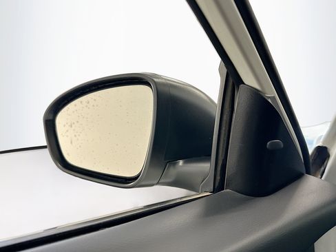 Used 2024 Nissan Altima 2.5 SV image 16