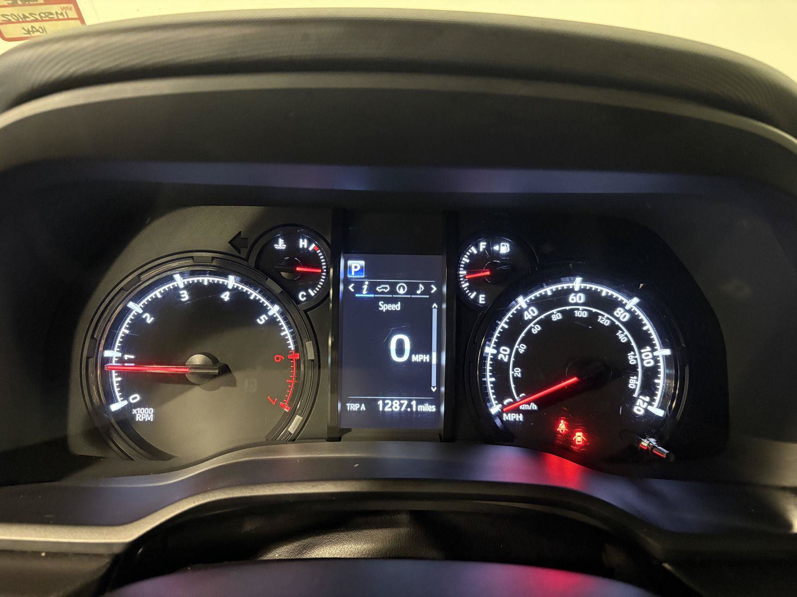 Used 2021 Toyota 4Runner SR5 Premium AWD/4WD image 21