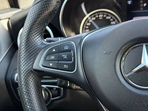 Used 2018 Mercedes-Benz C 300 4MATIC Sedan image 20