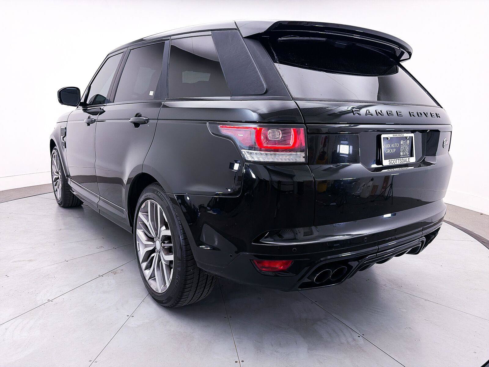 Used 2015 Land Rover Range Rover Sport SVR AWD/4WD image 11
