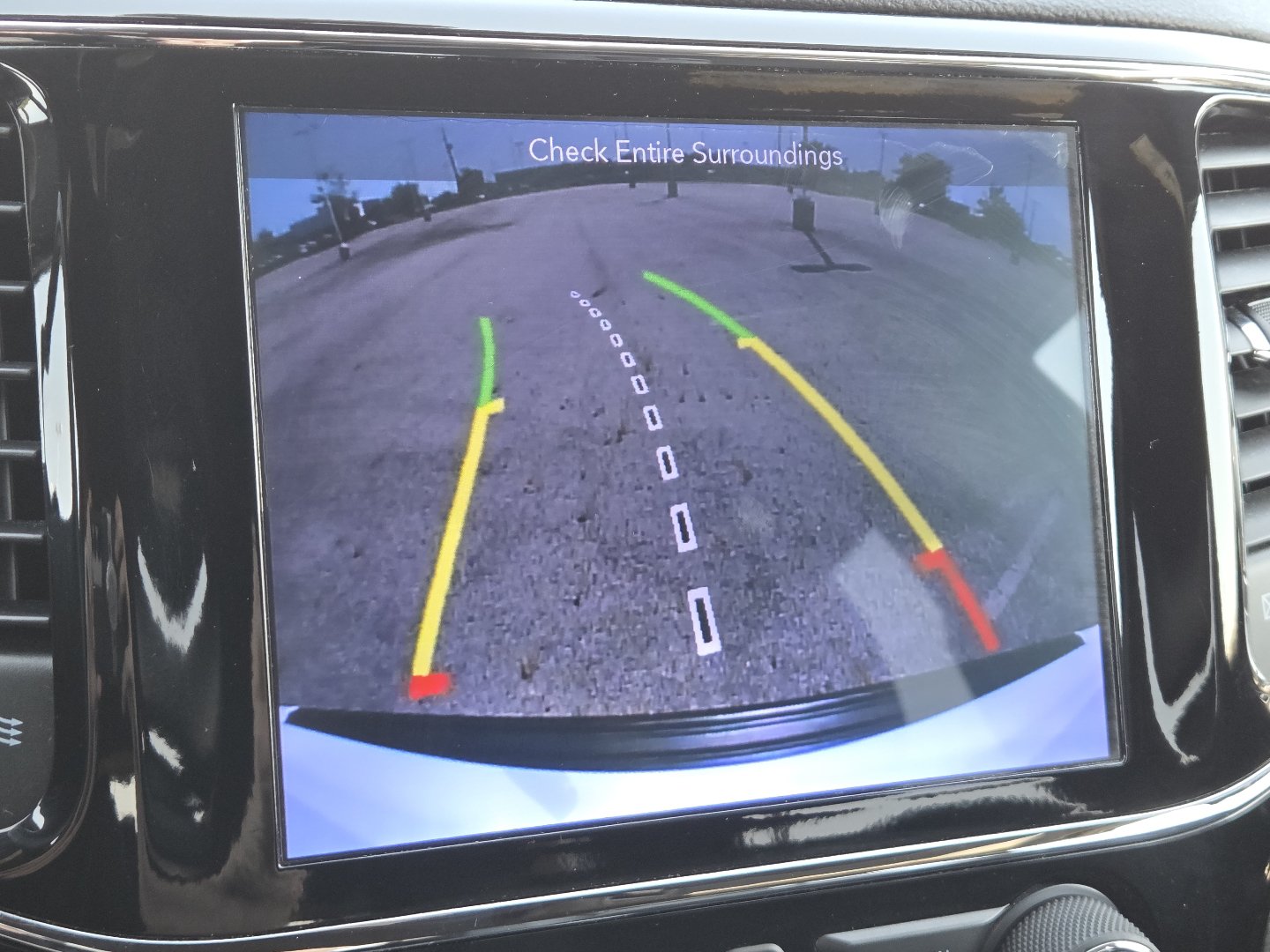 Used 2019 Jeep Grand Cherokee Altitude AWD/4WD image 7