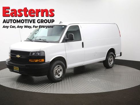 Used 2021 Chevrolet Express 2500 RWD image 48