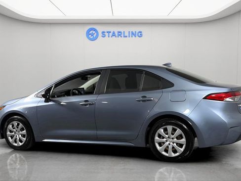 Used 2021 Toyota Corolla LE FWD image 4