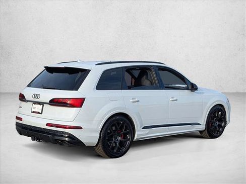 New 2026 Audi SQ7 Prestige AWD/4WD image 2