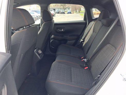 Used 2025 Honda HR-V Sport image 18