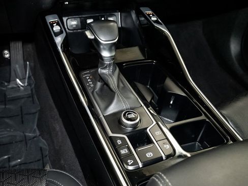 Certified 2023 Kia Sorento SX FWD image 23