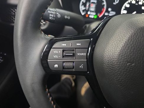 Used 2025 Honda HR-V Sport image 26