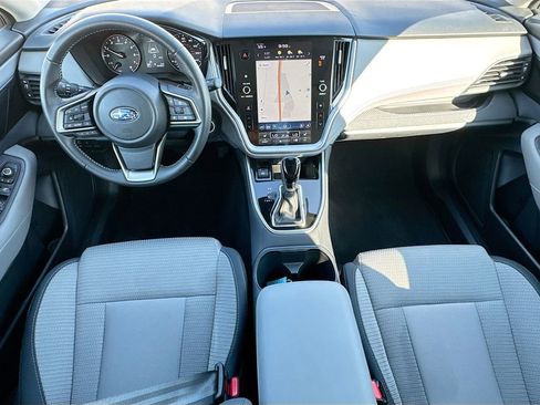Used 2025 Subaru Outback Premium image 29
