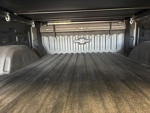 Used 2021 Chevrolet Silverado 1500 LT w/ Bed Protection Package AWD/4WD image 33