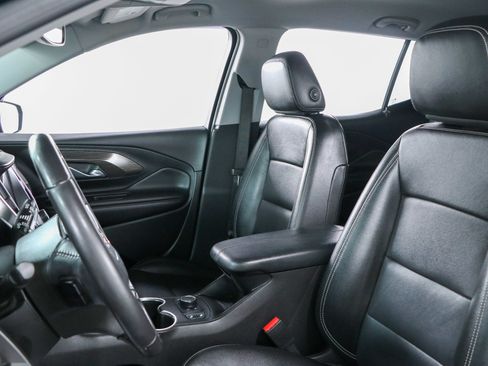 Used 2022 GMC Terrain SLT w/ LPO, Floor Liner Package AWD/4WD image 23