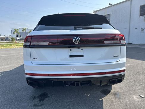 New 2026 Volkswagen Atlas Cross Sport SEL R-Line AWD/4WD image 5