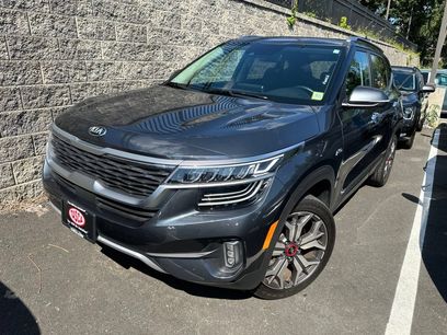 Used 2021 Kia Seltos SX w/ SX Sunroof Package