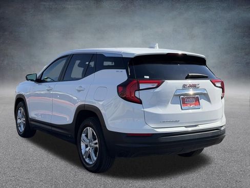 Used 2024 GMC Terrain SLE FWD image 6