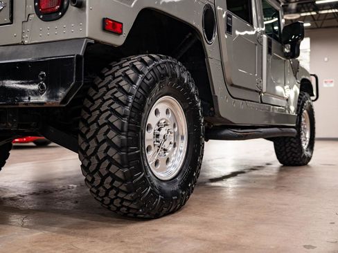 Used 2006 HUMMER H1 4-Door Wagon AWD/4WD image 31