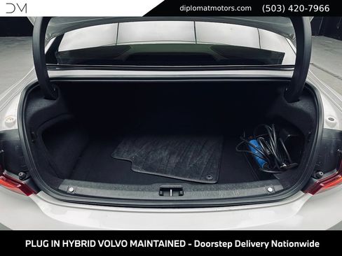 Used 2019 Volvo S90 T8 Inscription w/ Advanced Package AWD/4WD image 48