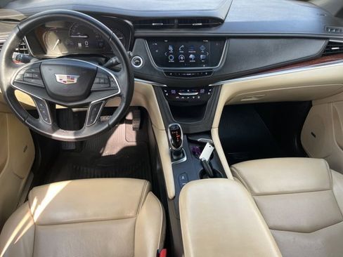 Used 2018 Cadillac XT5 Premium Luxury w/ Driver Assist Package image 31