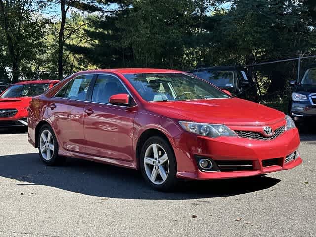 Used 2014 Toyota Camry SE FWD image 19