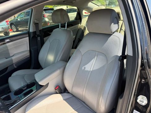 Used 2017 Hyundai Sonata Limited w/ Cargo Package FWD image 16