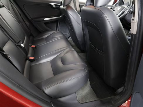 Used 2015 Volvo V60 T5 Premier image 22
