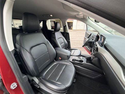 Used 2022 Ford Escape SEL w/ Technology Package FWD image 25