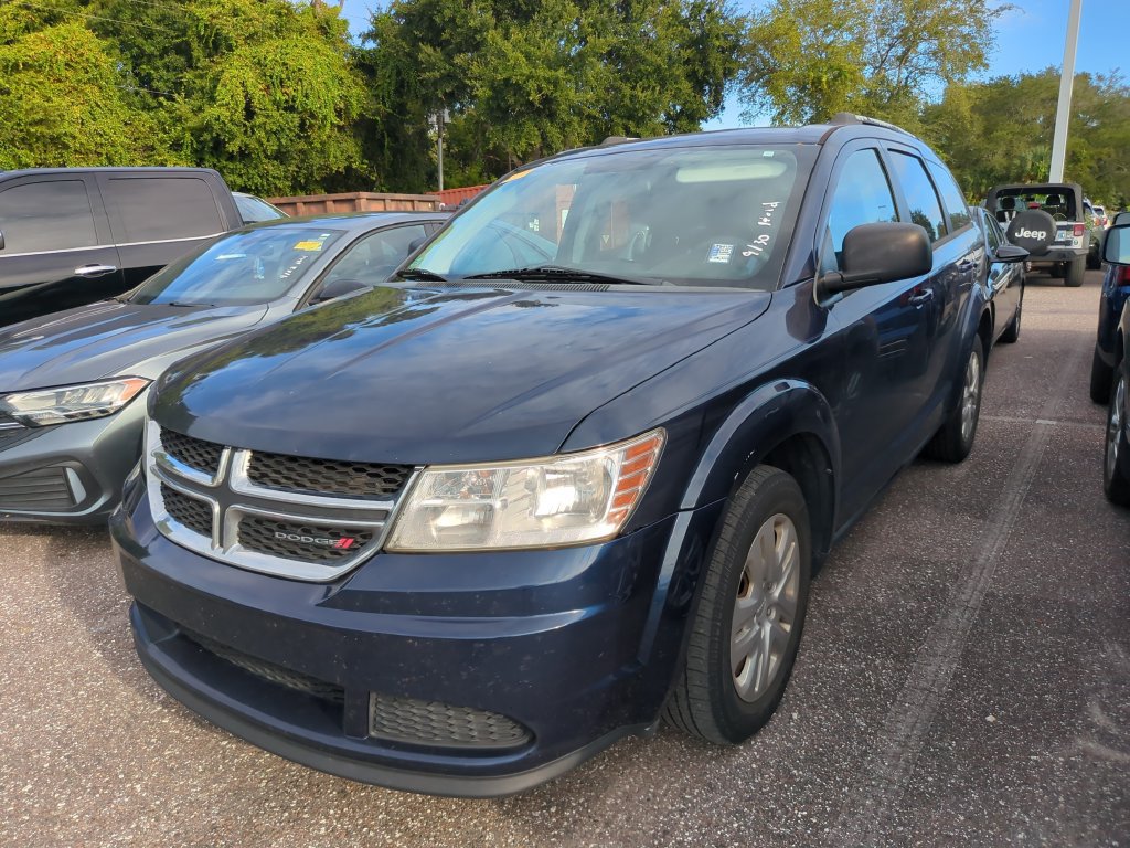 Used 2017 Dodge Journey SE FWD image 2